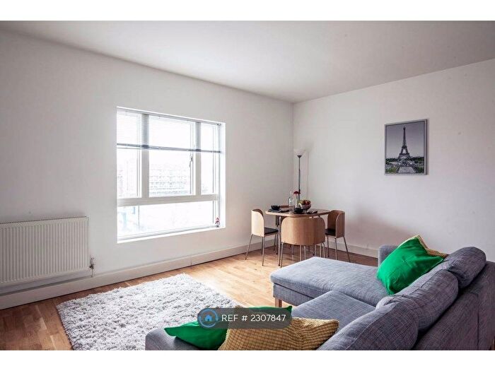 1 Bedroom Flat To Rent In Old Kent Road, London, SE1