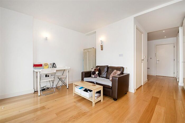 1 Bedroom Studio To Rent In Vantage Building, Station Approach, Hayes, UB3