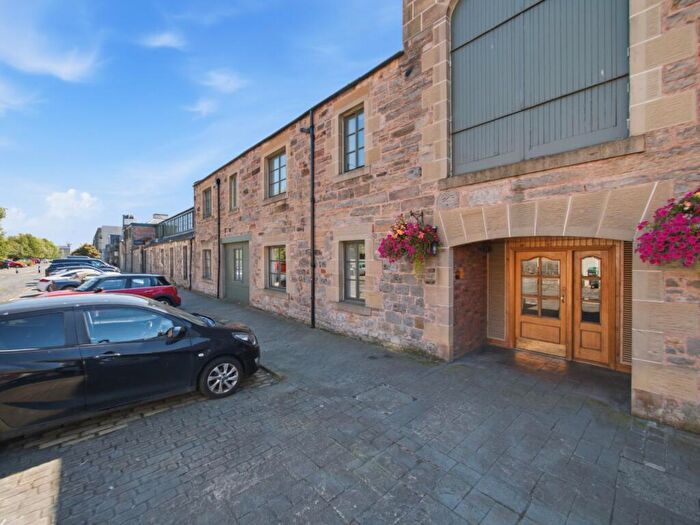 2 Bedroom Flat For Sale In / The Moorings, Commercial Street, Edinburgh, EH6