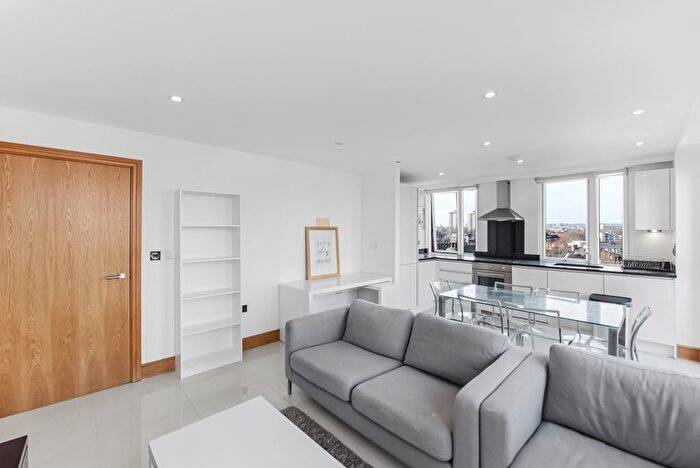 1 Bedroom Flat To Rent In Churchway, London, NW1