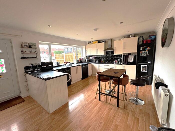 3 Bedroom Semi-Detached House To Rent In White Horse Drive, Frome, BA11