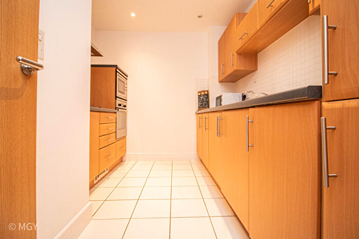 2 Bedroom Apartment To Rent In Kilcredaun House, Prospect Place, Cardiff Bay, CF11