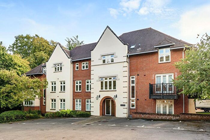 1 Bedroom Flat For Sale In Highcroft Road, Kings Lodge Highcroft Road, SO22