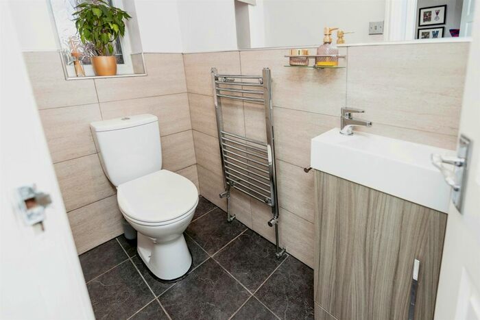 4 Bedroom Detached House For Sale In Tabard Road, Eggborough, Goole, DN14
