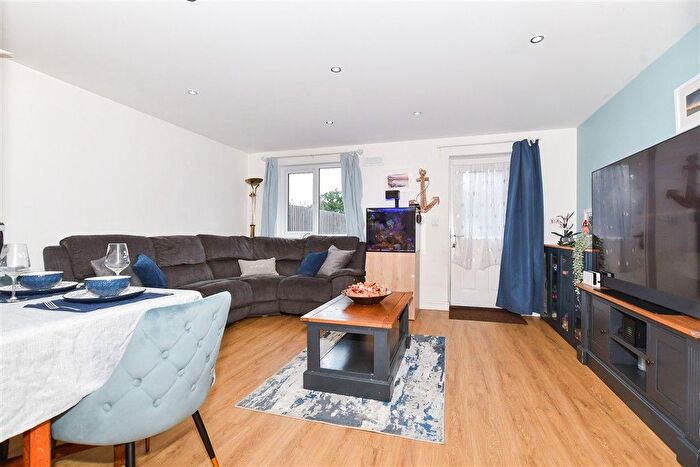 2 Bedroom Terraced House For Sale In Rags Field, Staplehurst, Kent, TN12