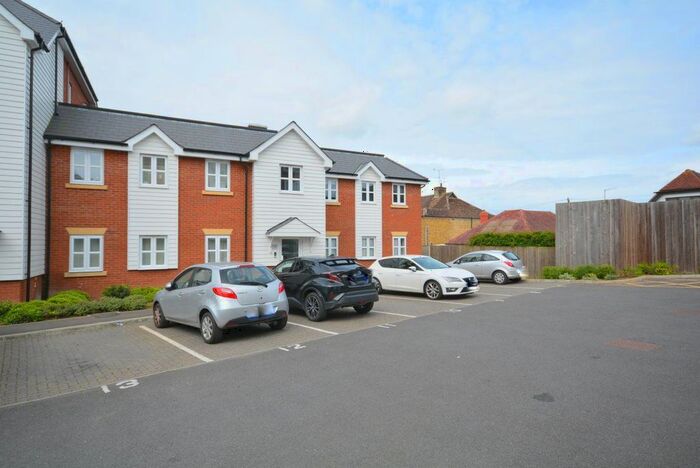 2 Bedroom Flat To Rent In Ramsgate Road, Margate, CT9