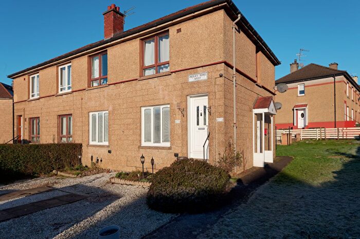 2 Bedroom Flat For Sale In Paisley Road West, Glasgow, G52