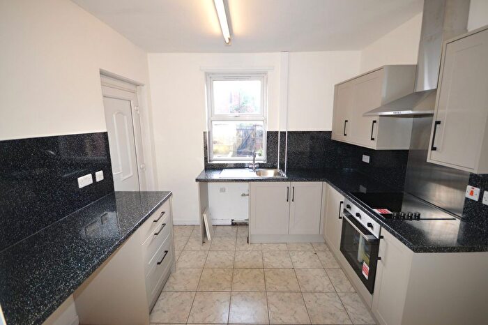 2 Bedroom Terraced House To Rent In Margaret Street, Sheffield, South Yorkshire, Uk, S1