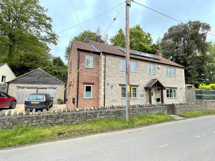 4 Bedroom Detached House To Rent In Ditcheat, Shepton Mallet, BA4