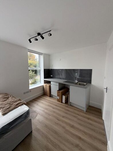Studio To Rent In Cockfosters Road, Barnet, EN4