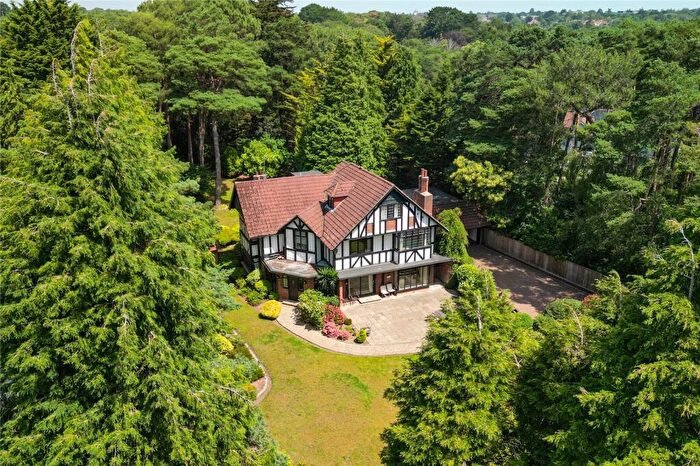 4 Bedroom Detached House For Sale In Spencer Road, Poole, Dorset, BH13