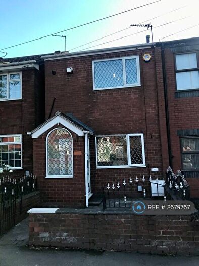 2 Bedroom Semi-Detached House To Rent In Walkden Road, Worsley, Manchester, M28