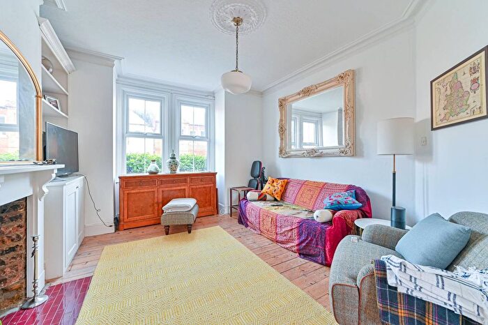 2 Bedroom Terraced House For Sale In Lutwyche Road, Forest Hill, London, SE6