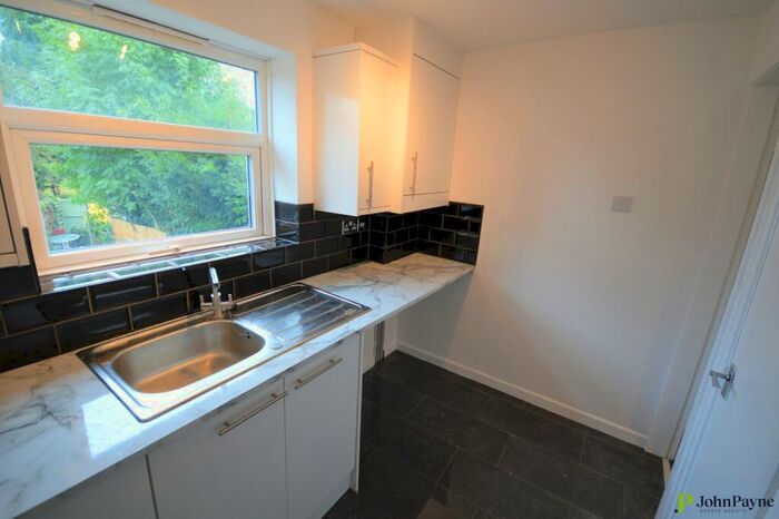 2 Bedroom Maisonette To Rent In Malam Close, Tile Hill, Coventry, West Midlands, CV4