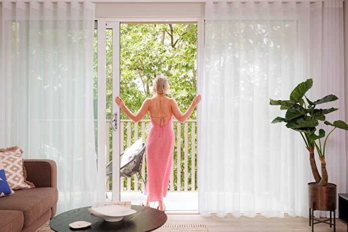 2 Bedroom Flat To Rent In Neptune Wharf, Grinstead Road, London, SE8