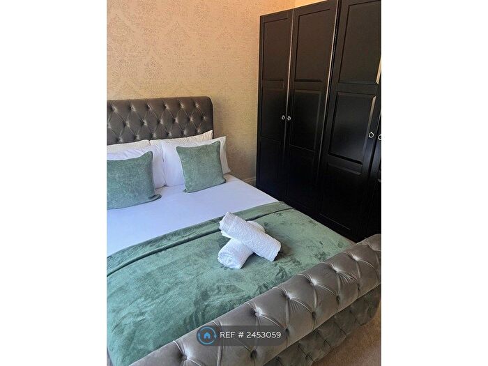 2 Bedroom Flat To Rent In Maberley Road, Beckenham, BR3