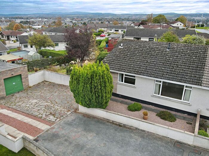 3 Bedroom Semi-detached Bungalow For Sale In Firthview Drive, Inverness, IV3