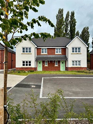 4 Bedroom Semi-Detached House For Sale In Scholars Close, Preston, PR5