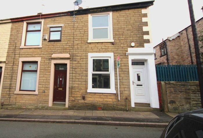 3 Bedroom End Of Terrace House To Rent In Alpha Street, Turncroft, Darwen, Lancashire, BB3