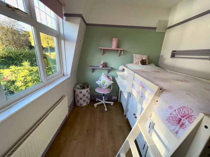 4 Bedroom House To Rent In Mangotsfield Road, Mangotsfield, BS16