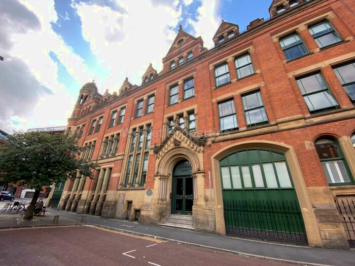 2 Bedroom Apartment To Rent In Chepstow House, Chepstow Street, M1
