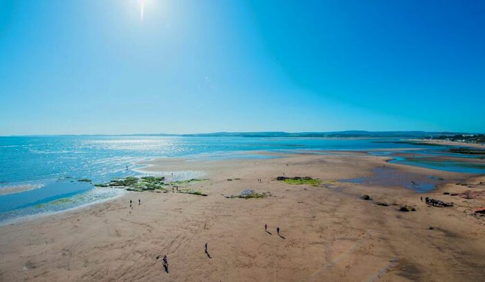 2 Bedroom Flat For Sale In New North Road, Exmouth, EX8