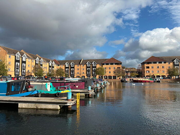 3 Bedroom Penthouse For Sale In Evans Wharf, Hemel Hempstead, HP3