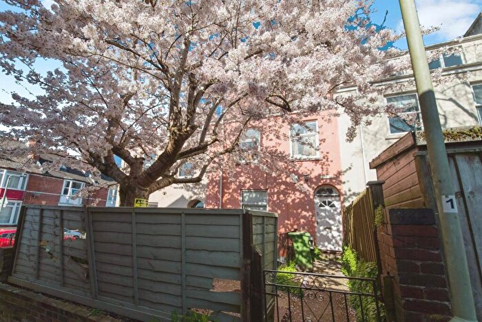 5 Bedroom Terraced House For Sale In York Terrace, Exeter, EX4