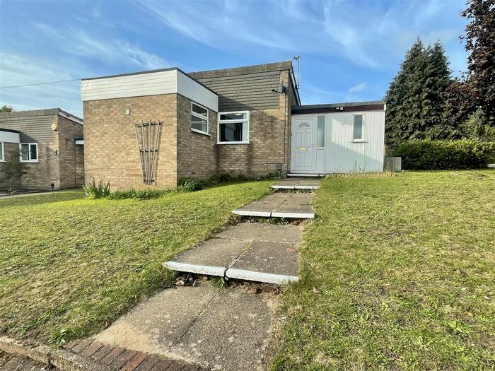 3 Bedroom Detached Bungalow To Rent In Glenda Road, New Costessey, Norwich, NR5