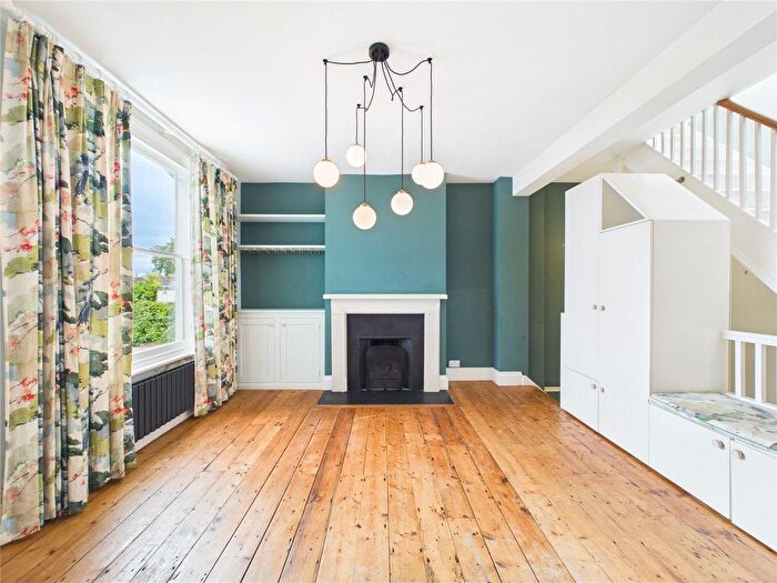 3 Bedroom Terraced House For Sale In Gwilliam Street, Bristol, BS3