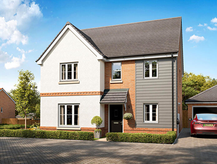 4 Bedroom Detached House For Sale In Birch Close, Oulton Broad, NR32