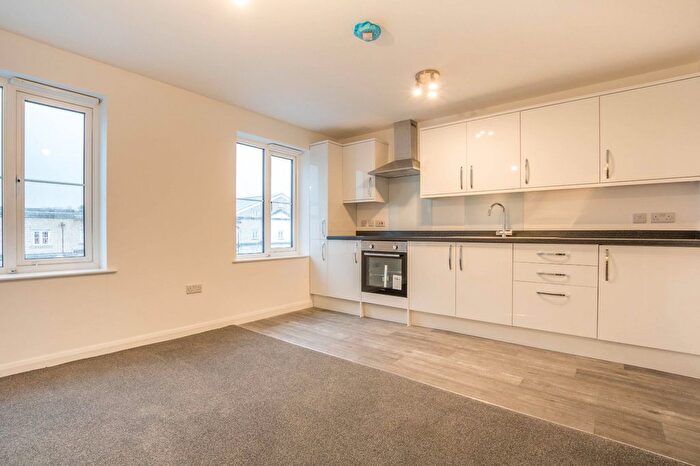 1 Bedroom Flat To Rent In Riverside Place, Kendal, LA9