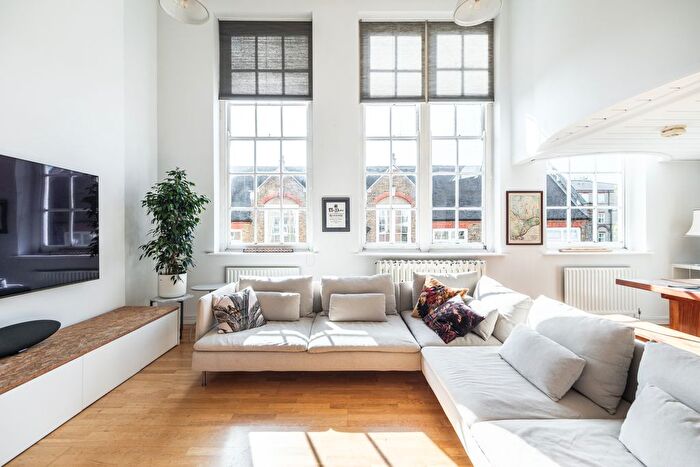 2 Bedroom Flat To Rent In Alpha House, Clapham, SW4