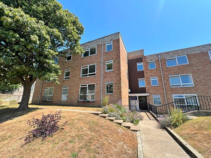 Studio For Sale In Tower Road, Brighton, BN2