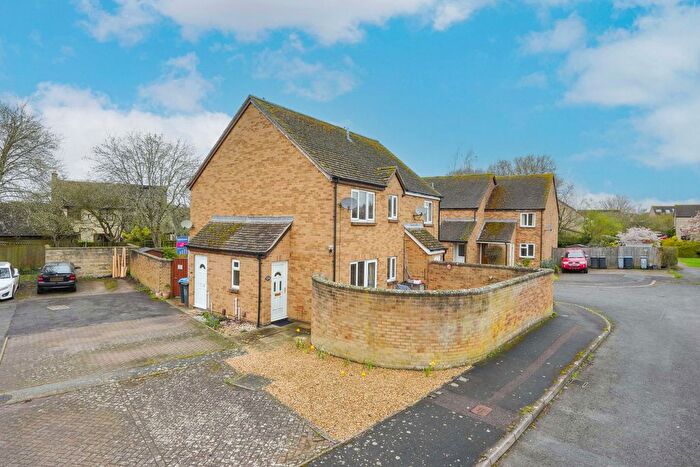 1 Bedroom Property For Sale In Manor Road, Witney, OX28