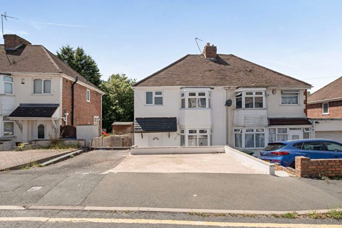3 Bedroom Semi-Detached House To Rent In Kenelm Road, Coseley, Bilston, WV14