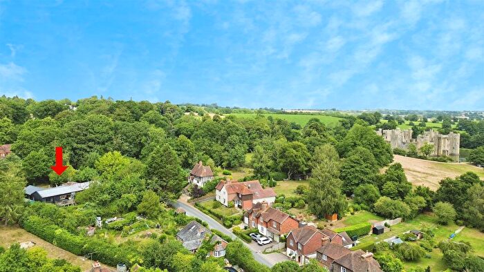 4 Bedroom Semi-detached House For Sale In Castle Hill, Bodiam, TN32