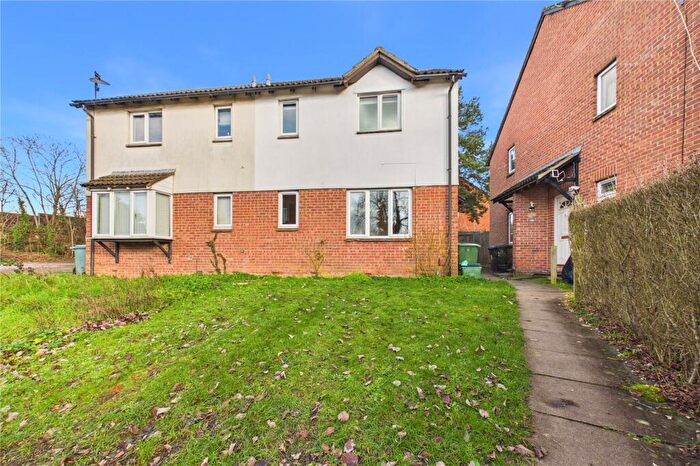 1 Bedroom House To Rent In Caistor Close, Calcot, Reading, Berkshire, RG31