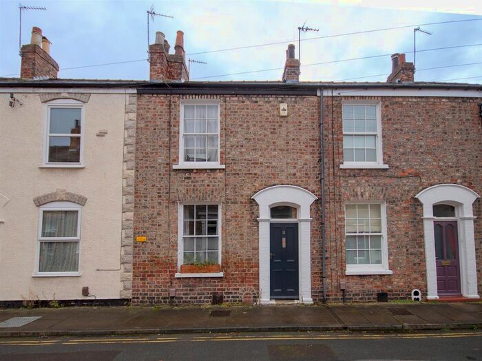 2 Bedroom Terraced House To Rent In Fairfax Street, Bishophill, York, YO1
