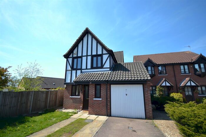 3 Bedroom Detached House To Rent In Taverham, Norwich, NR8