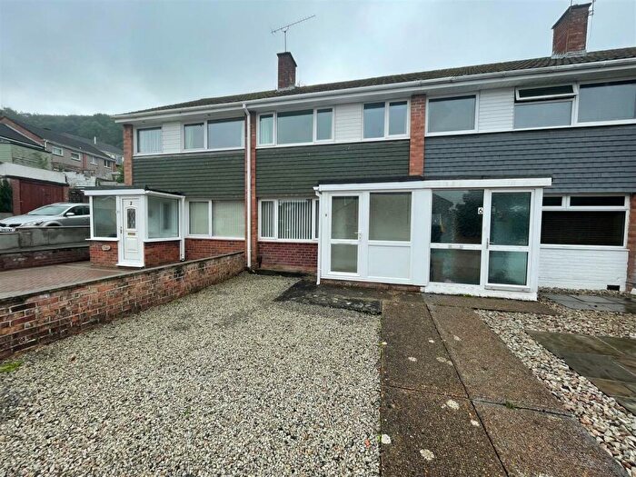 3 Bedroom Terraced House To Rent In Hooe, Plymouth, PL9