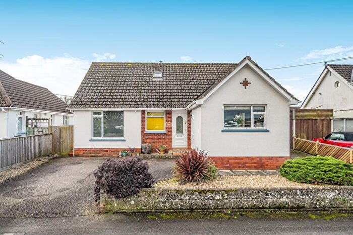 4 Bedroom Detached Bungalow For Sale In Taw View, Fremington, Barnstaple, Devon, EX31