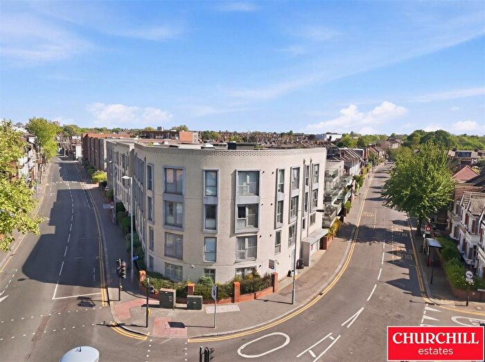 3 Bedroom Flat For Sale In Brunel House, Leytonstone, E11