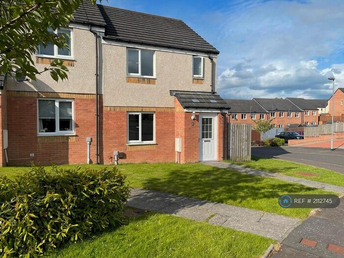 3 Bedroom End Of Terrace House To Rent In Methil Court, Hamilton, ML3
