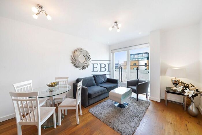 2 Bedroom Apartment To Rent In Forge Square, Isle Of Dogs, London, E14