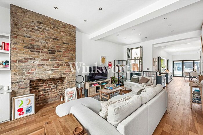 3 Bedroom Terraced House To Rent In Asplins Road, Tottenham, N17