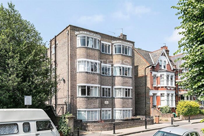 1 Bedroom Flat To Rent In Clissold Crescent, London, N16