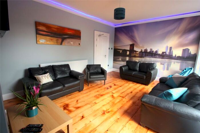 7 Bedroom Terraced House To Rent In Bryn Teg Terrace, Bangor, Gwynedd, LL57