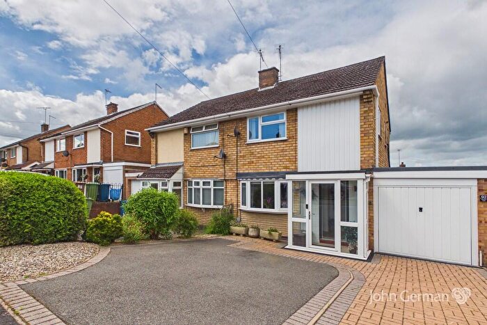 3 Bedroom Semi-Detached House For Sale In Baswich Lane, Stafford, ST17