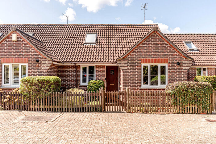 2 Bedroom Bungalow For Sale In Wellington Mews, Shirehampton, Bristol, Bristol, BS11